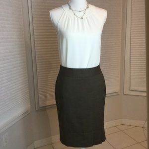 🌟2 for 12.00 Sale🌟The Limitedpencil skirt